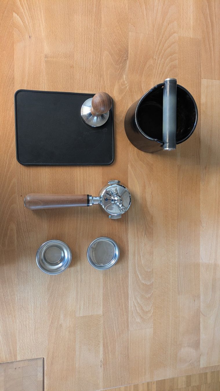 Quick Mill Kaffeemaschinen & Espressomaschinen: Quick Mill 04100 Pippa Nera Siebträgermaschine – Gebraucht aus Schlieren von mst77 3