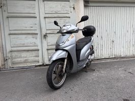 Honda SH 300 Roller Scooter