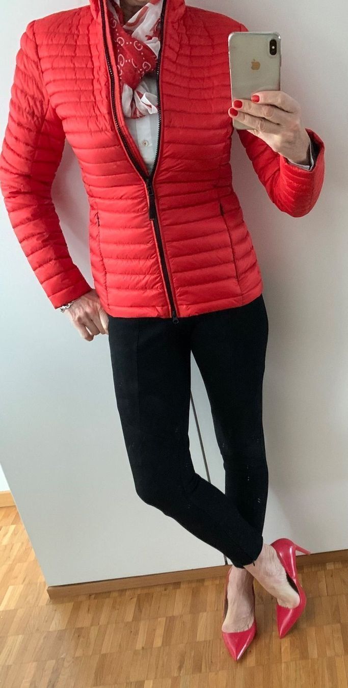 Bogner Giacche: JACKE  Bogner ORIGINAL  - ROT - oder DUNKELBLAU oder SCHWARZ – Nuovo e nell'imballaggio originale da Adliswil venduto da atram57 2
