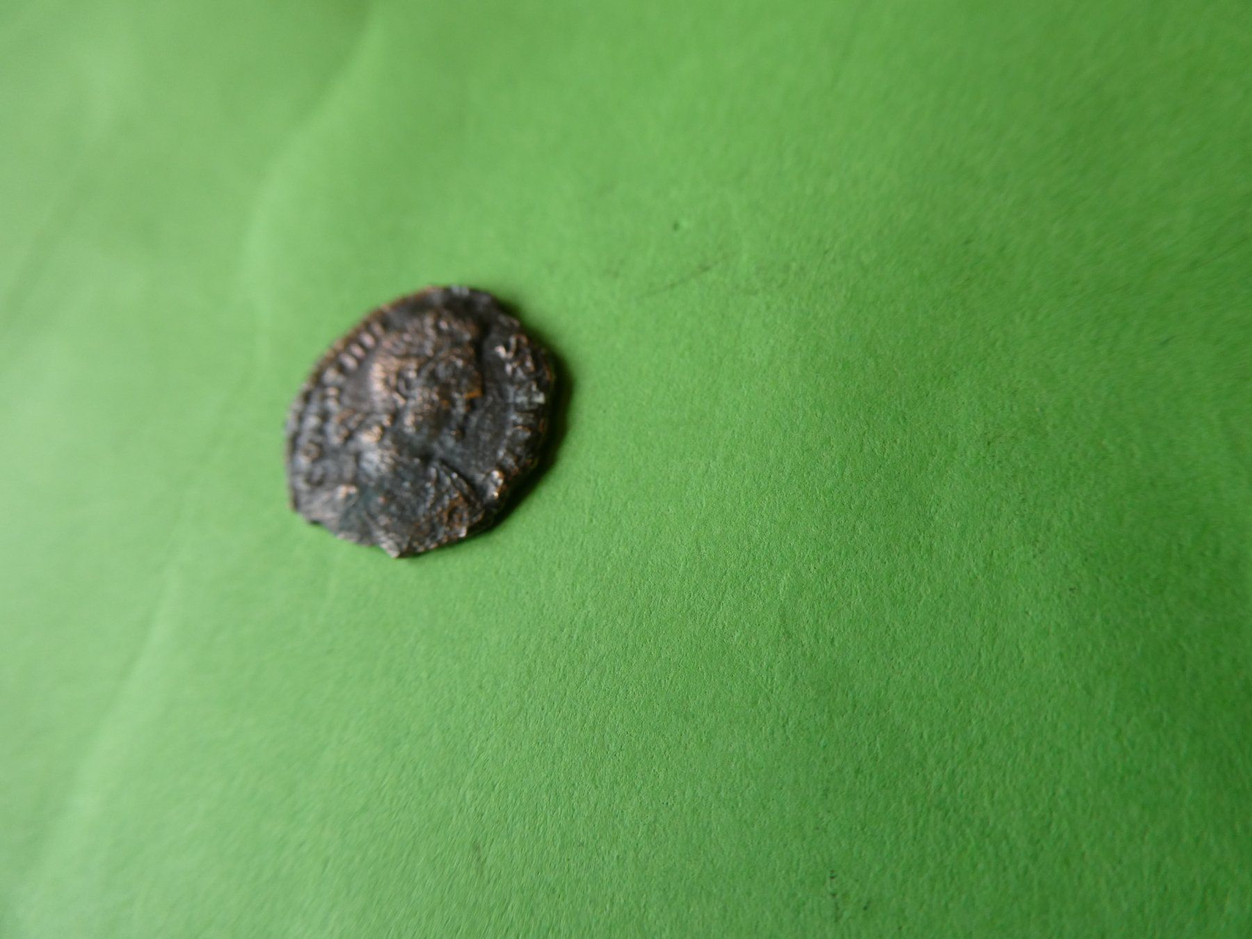 Tutti le monete: uralte Bronzemünze  15 mm  1.32 g – Usato da Hinterforst venduto da Rohusri 1