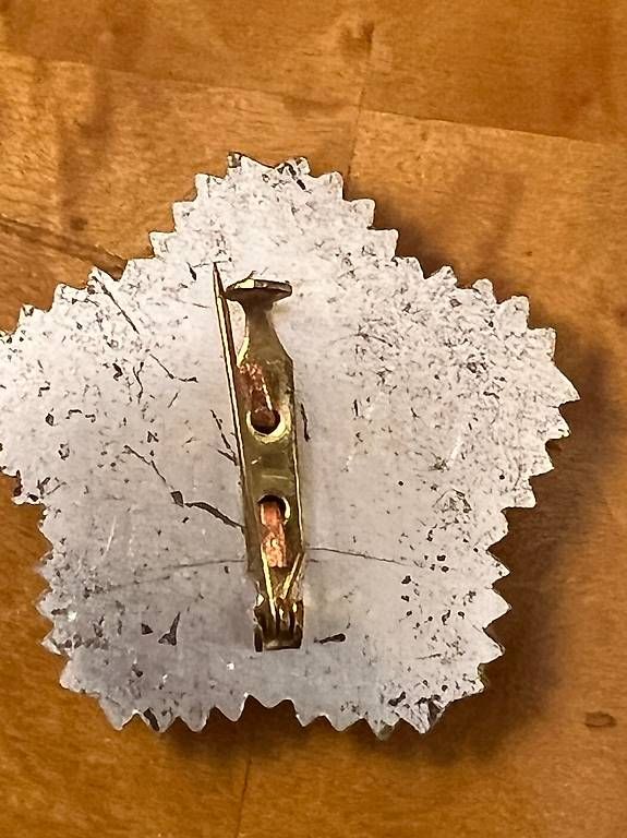 Medaglie: Médaille régime communiste russe 1975 – Usato da Neuchâtel venduto da alexandrigor 1