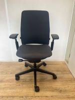 Steelcase Amia x Leap V2