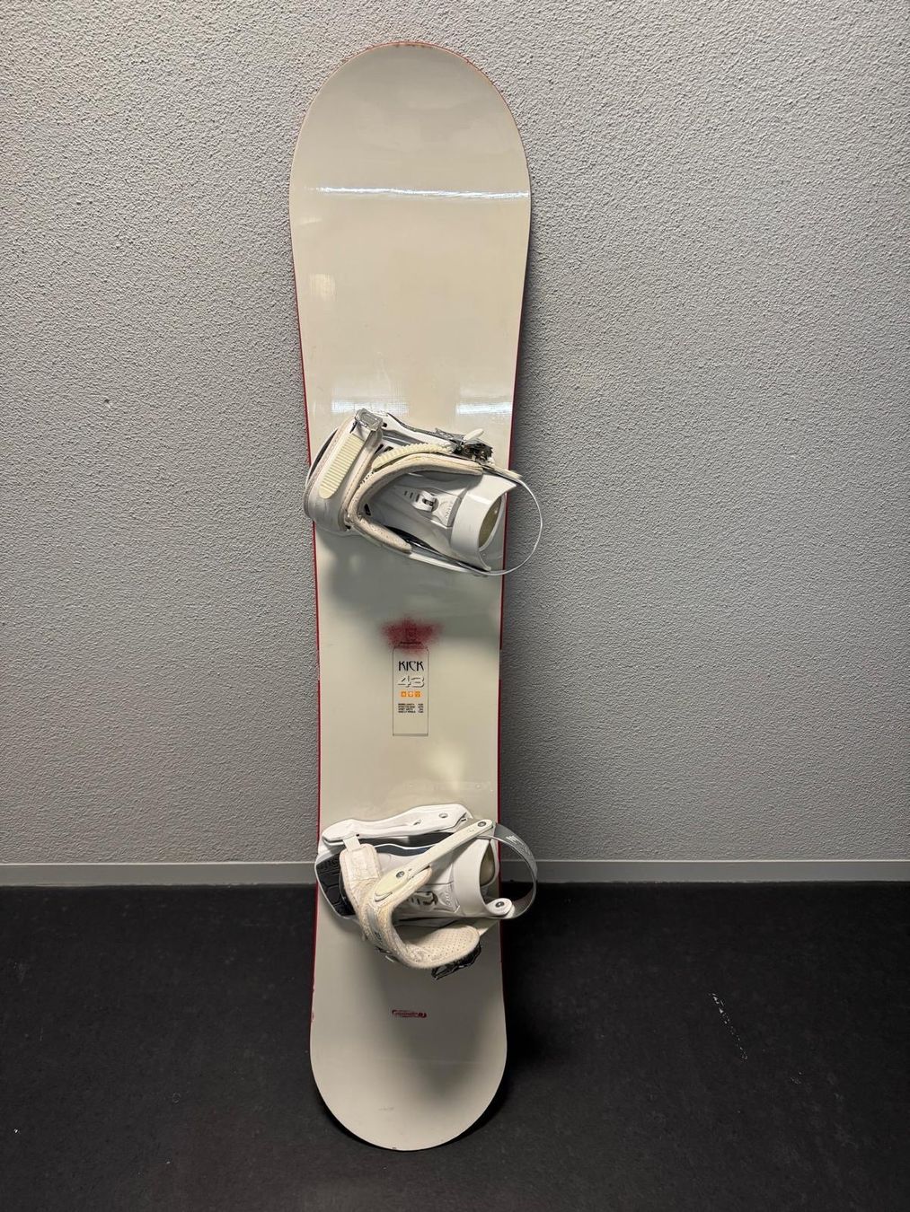 Board: Snowboard inkl. Bindung - 1 Saison gefahren – Usato da Meilen venduto da cmo_njb8