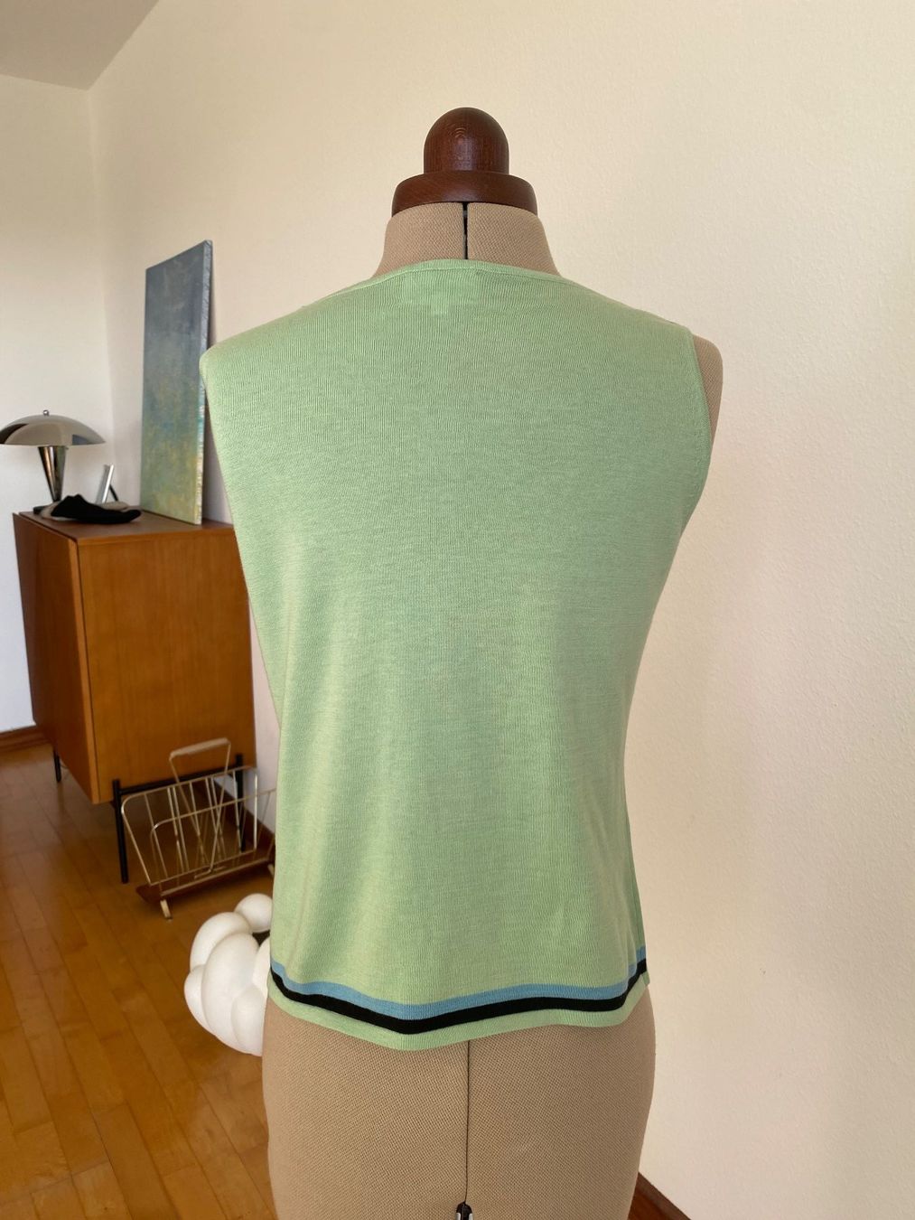 Top: Top sans manches Eric Bompard taille S coton et cachemire – Usato da Basel venduto da Maria-Alexa 2