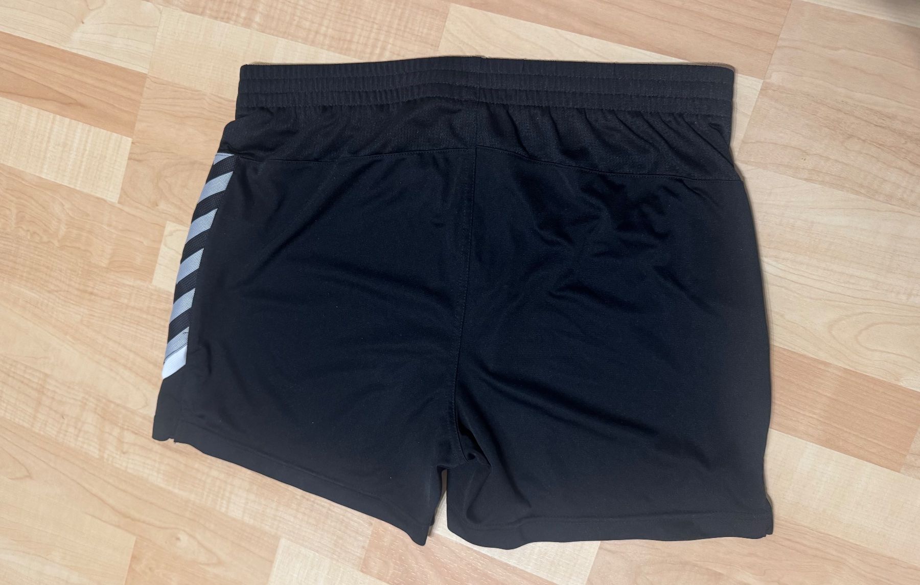 Hummel Pantaloni: Hummel Sporthose Damen, Grösse XL – Usato da Arbon venduto da fabiiana_b 1