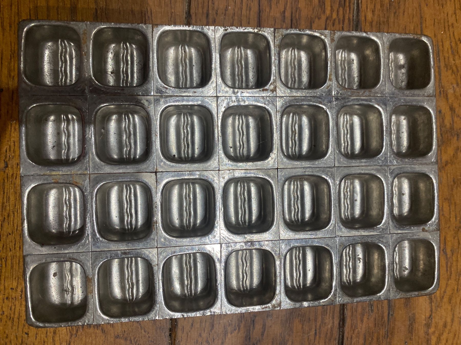 Teglie da forno: Moule chocolat schokoladenform – Usato da Lajoux JU venduto da Briard0