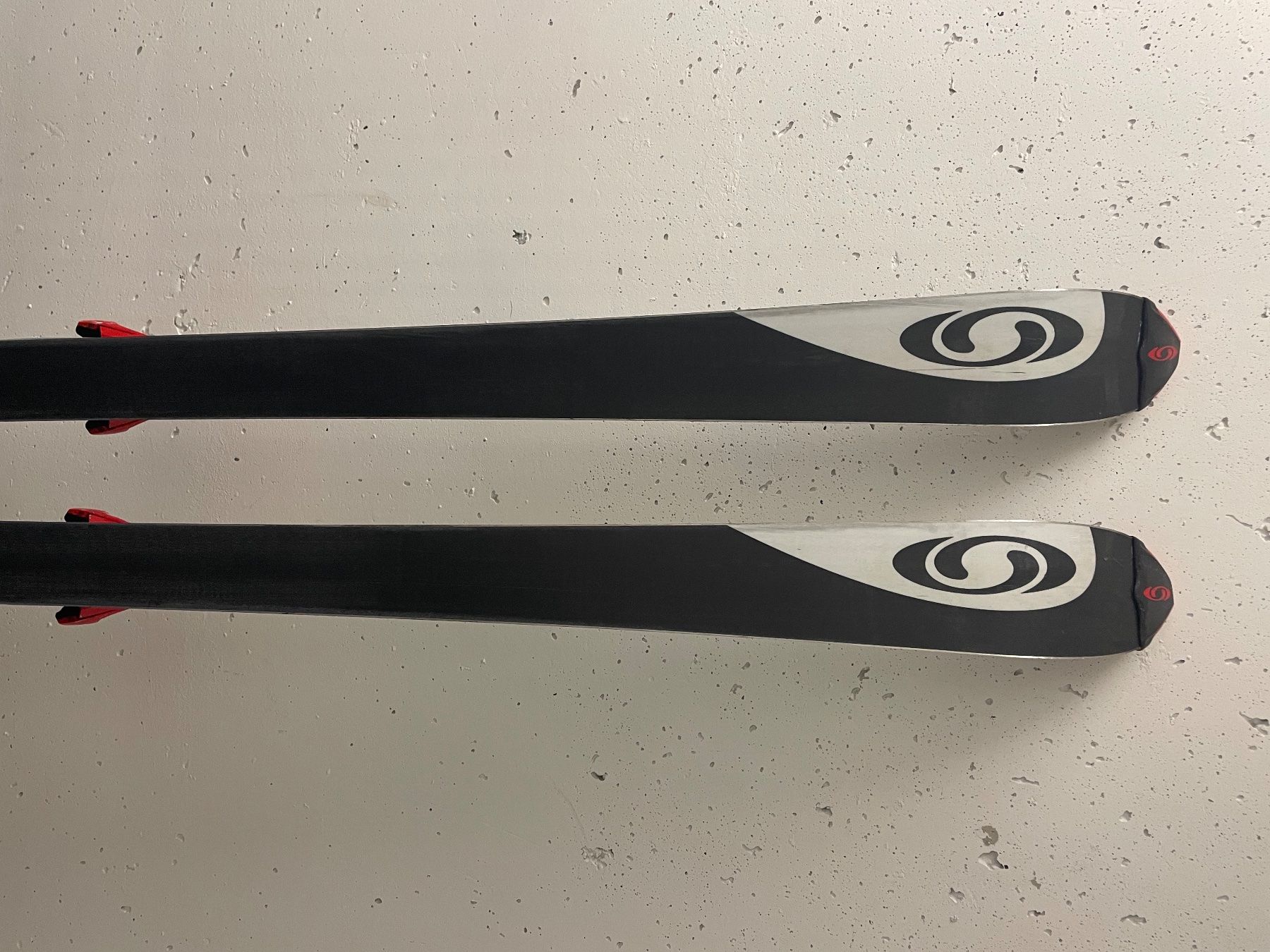 Salomon Sci: Salomon skis with bindings 184cm – Usato da Männedorf venduto da iza04 9