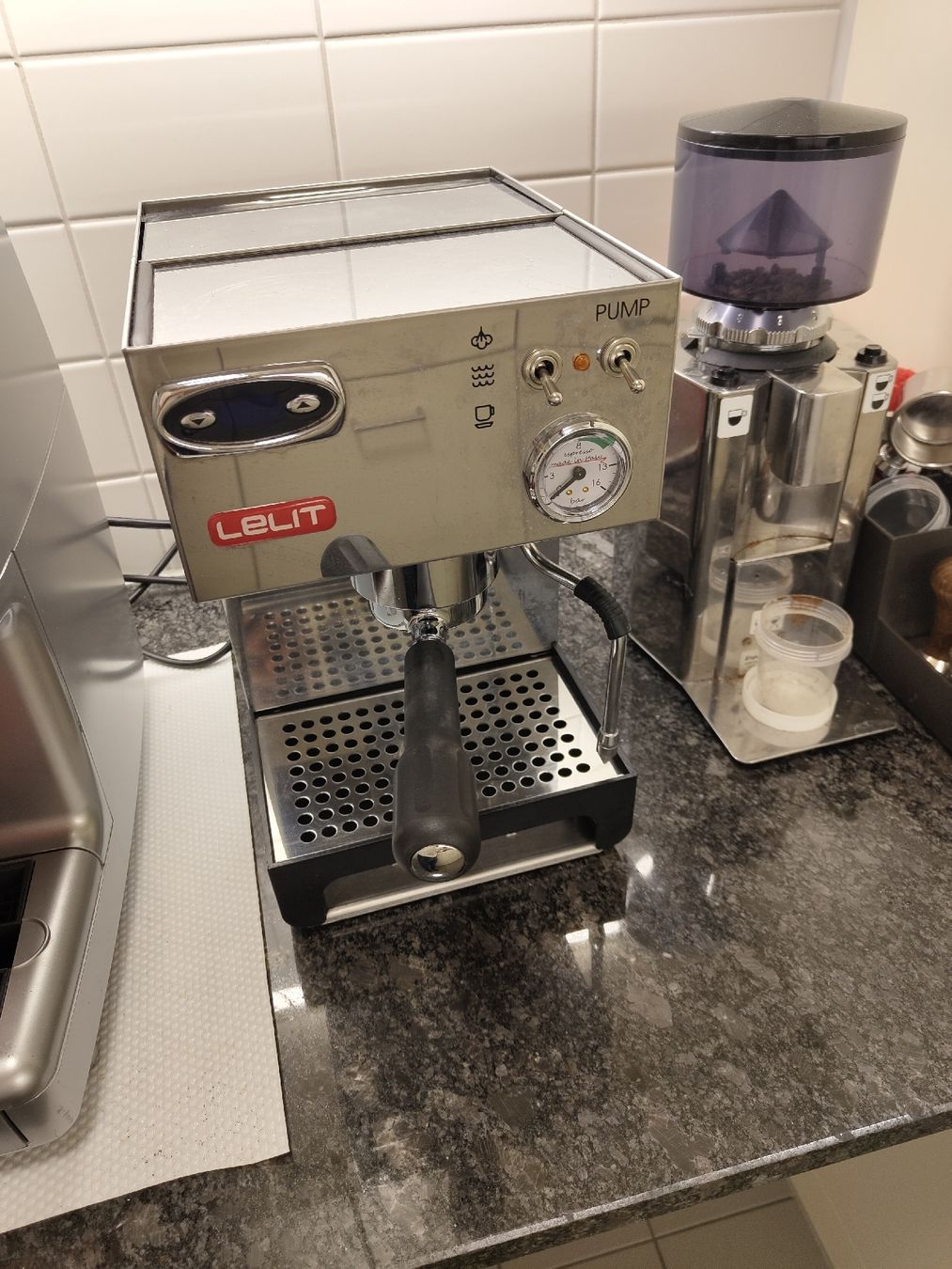 Lelit Macchine per caffè & Macchine per espresso: Lelit Anna mit PID-Temperatur – Usato da Windisch venduto da Cicas