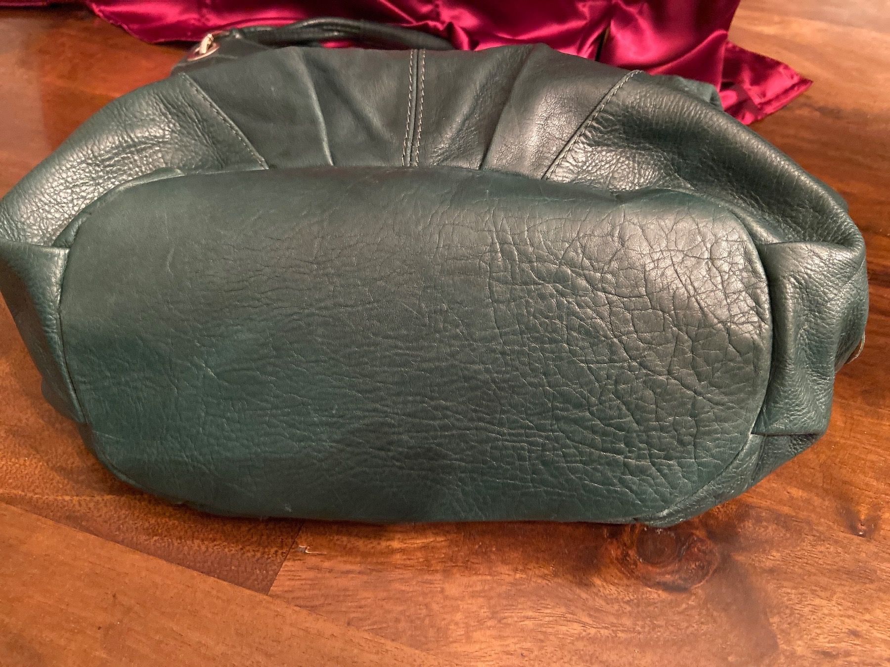 Taschen für Damen: Echtleder Tasche in Dunkelgrün – Gebraucht aus Klingnau von jazz065 4