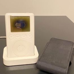 Apple Lettore multimediale portatile: Ipod Classic 3• Generation - 15GB (Model A1040) – Usato da Binningen venduto da raf_6r9d 1