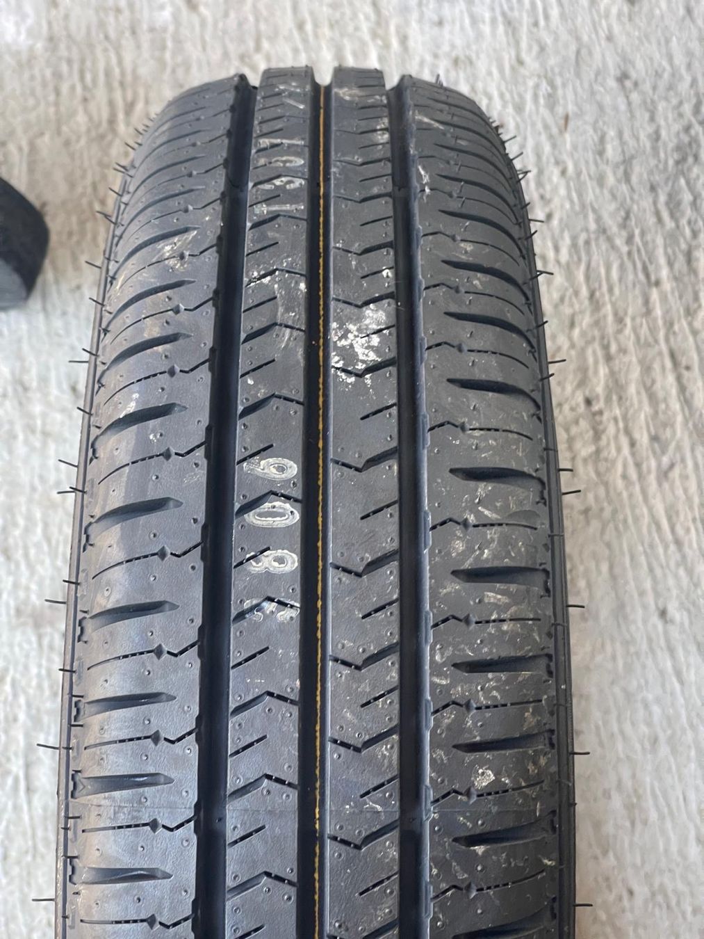 Pneumatici & Ruote complete: Reifen Nexen 165 R13C – Nuovo (secondo la descrizione) da Holderbank SO venduto da ann_lg6r 1