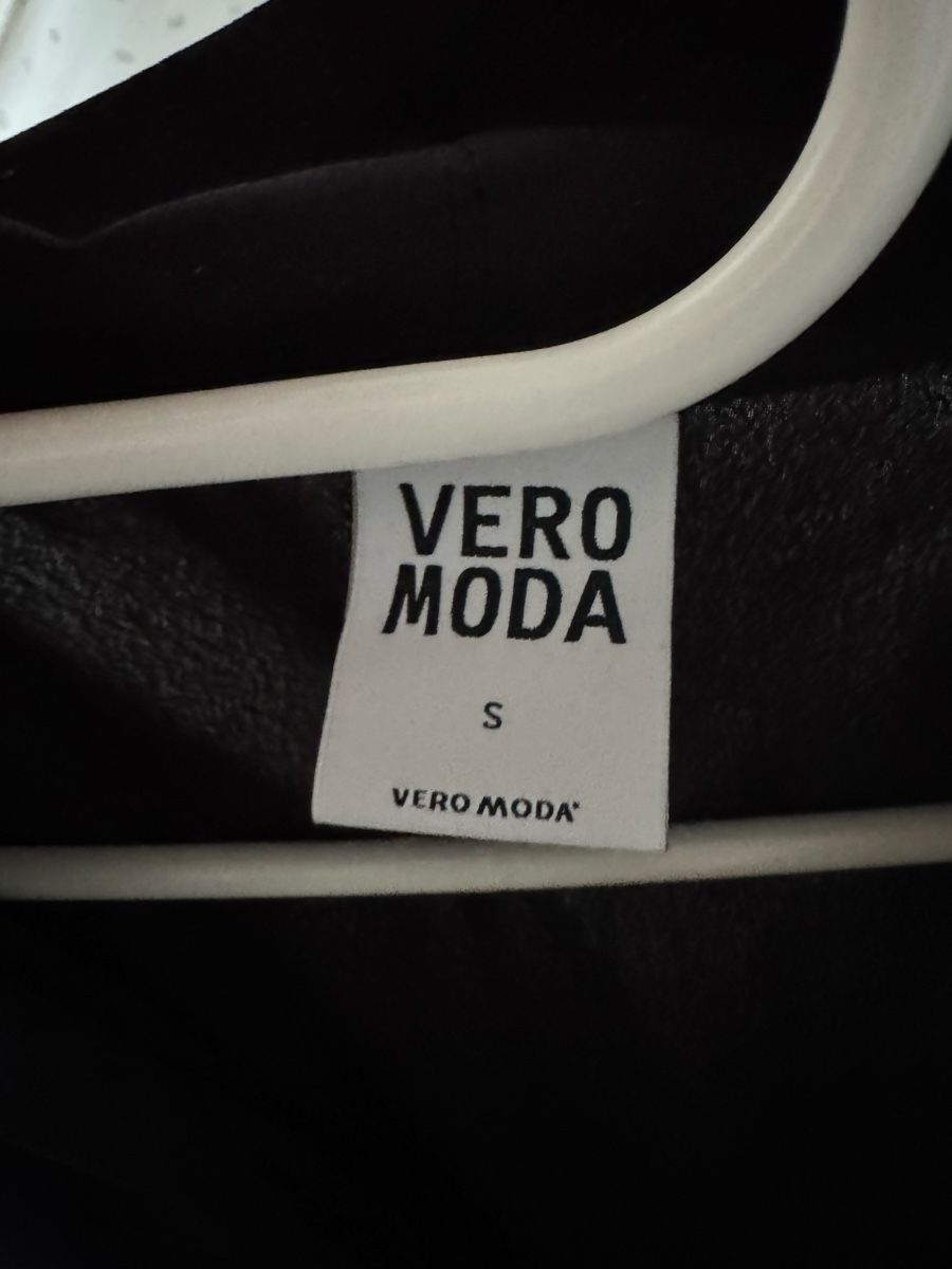 Vero Moda Vestiti: Vero Moda Kleid, schwarz, Gr. S – Usato da Arbon venduto da leu_g29t 2