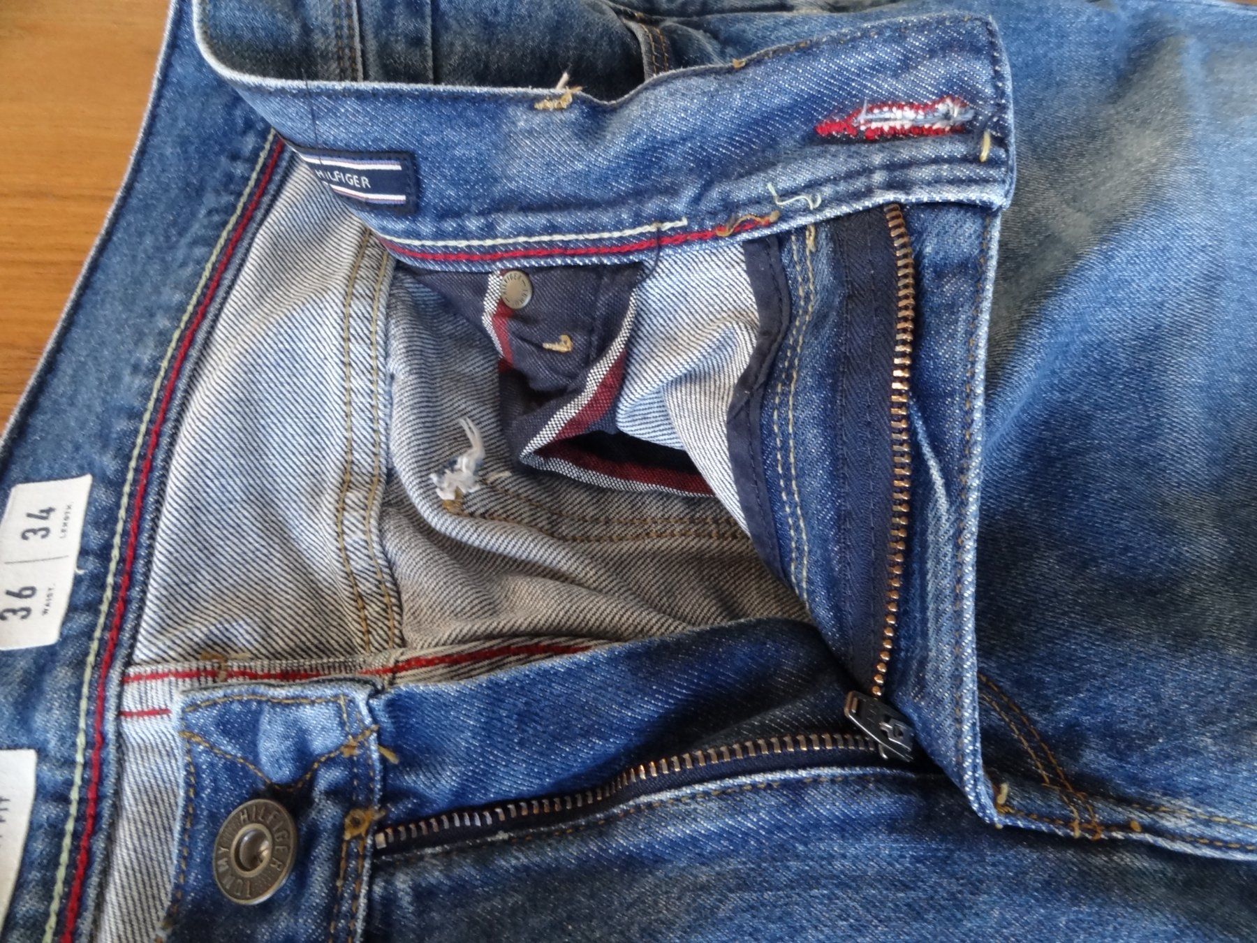 Tommy Hilfiger Jeans: Herren Jeans Tommy Hilfiger – Nuovo (secondo la descrizione) da Neunkirch venduto da reca90 1