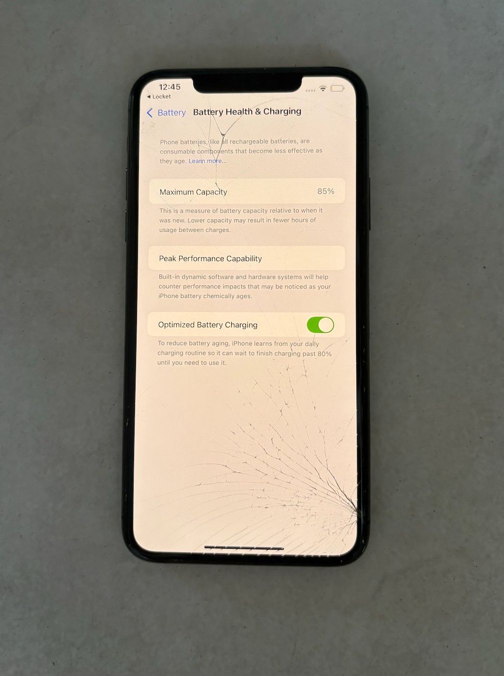 Apple Portables: IPhone 11 Pro Max / Space Grey / 64 GB – D'occasion à Oberhof par van_l55f 1