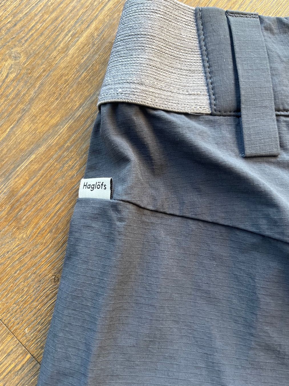 Haglöfs Hosen: Short Haglöfs taille 36 – Gebraucht aus Develier von lili_1 1