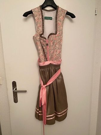 Dirndl, Gr. 38 Rosenmotiv, mit Schürze und Bluse