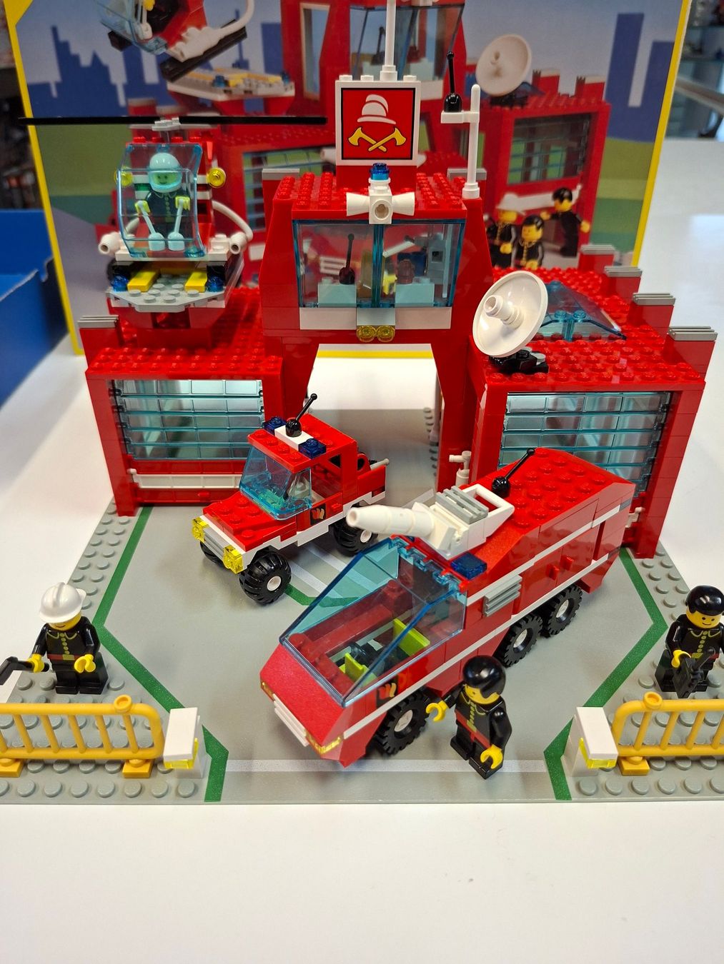 Lego Jouets: Lego 6389 Fire Control Center OVP – D'occasion à Sils im Domleschg par AMAG_AUDI_ZH 4