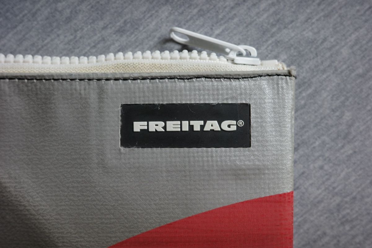 Freitag Astucci : Freitag Dan Pouch – Usato da Zürich venduto da fmorlock 2