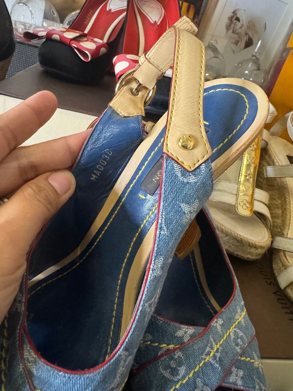 Louis Vuitton Scarpe da donna: LOUIS VUITTON ESCARPINS SLING SANDALS – Usato da Les Geneveys-sur-Coffrane venduto da LVMM 4