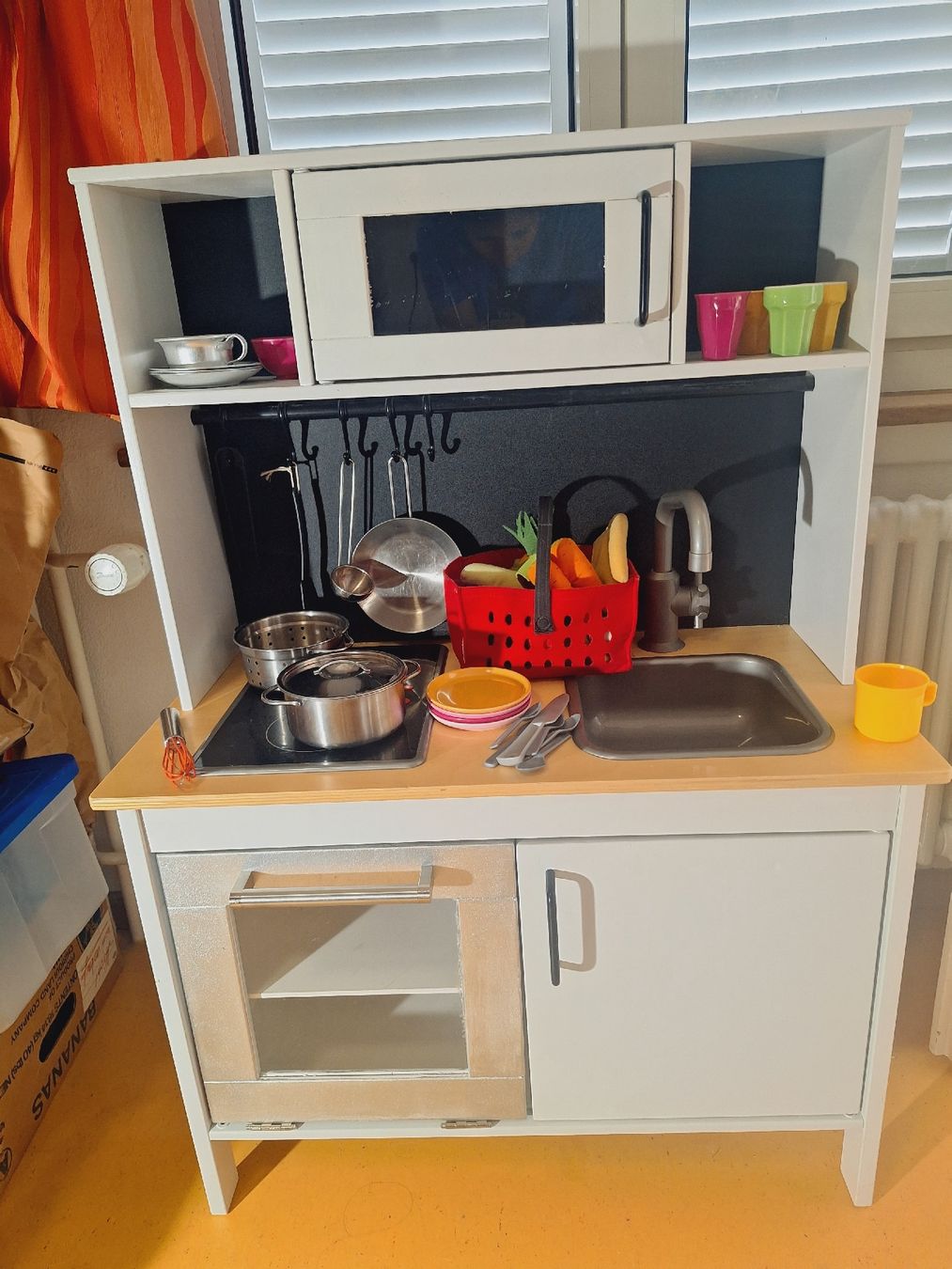 Ikea Spielzeuge: Ikea Spielküche mit Zubehör – Gebraucht aus Winterthur von pat.paw