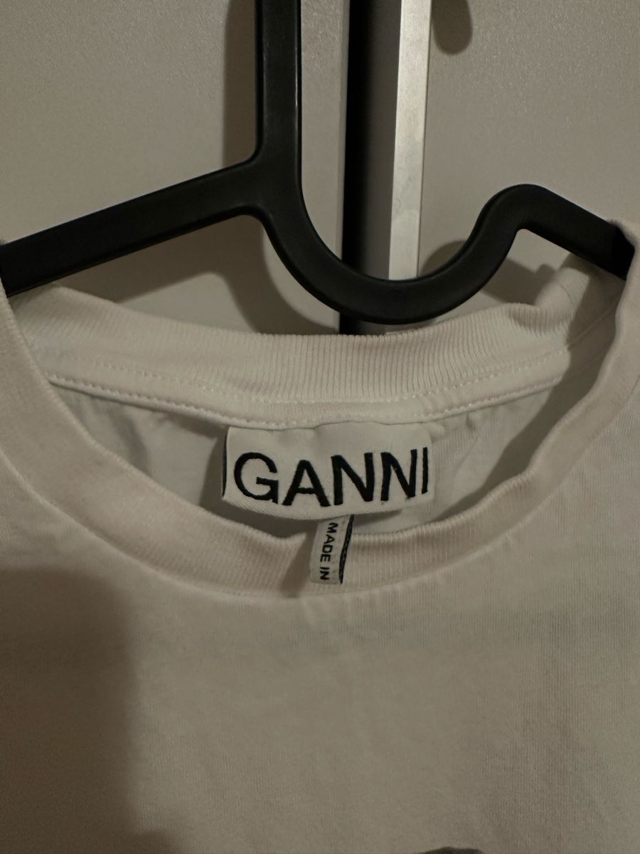 Ganni T-shirt: Ganni T-Shirt Grösse S – Usato da Zürich venduto da lil_k65c 1
