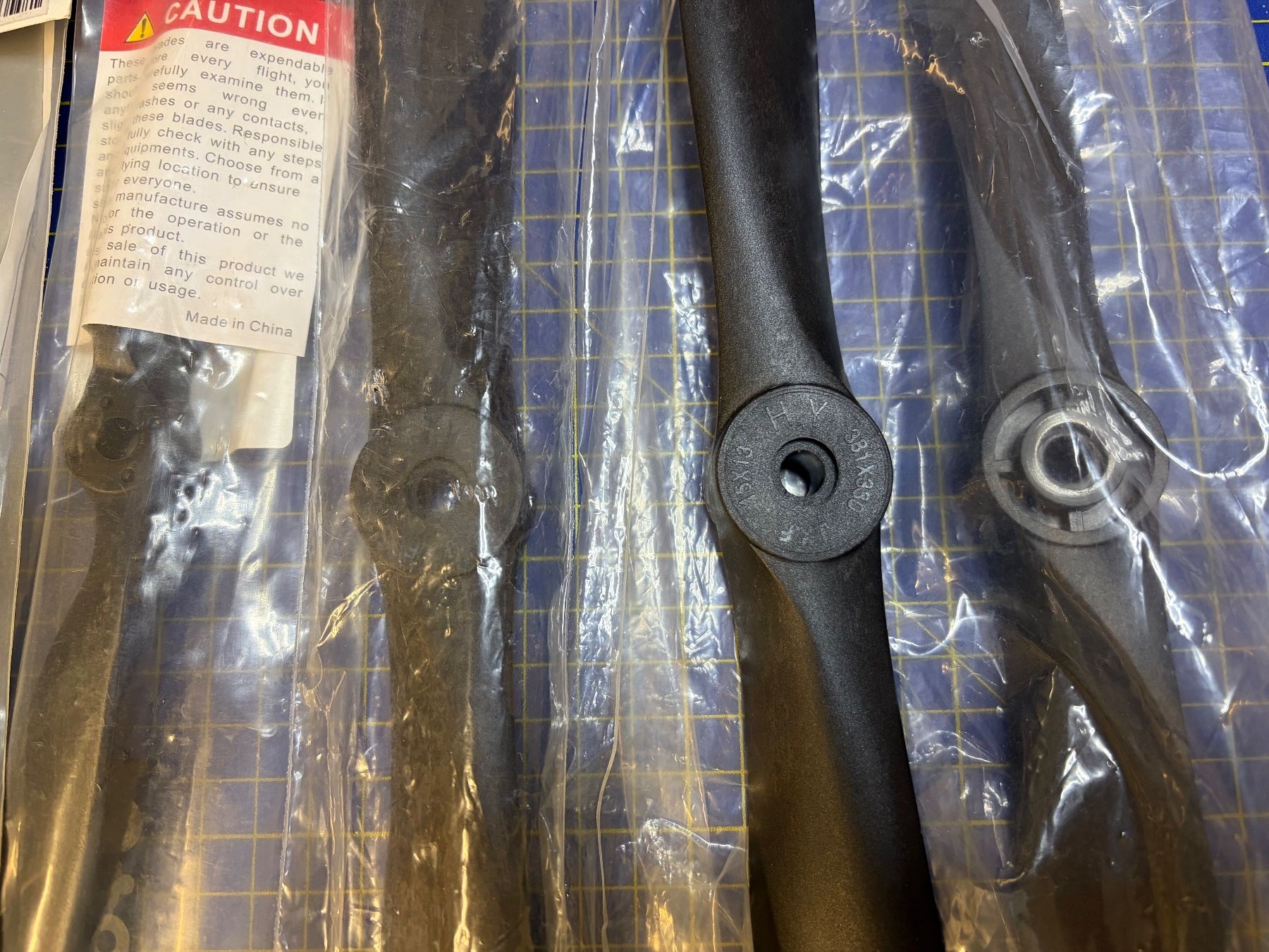 Modellismo RC: Modellflugzeug Propeller div. – Usato da Glattbrugg venduto da Olio7 2