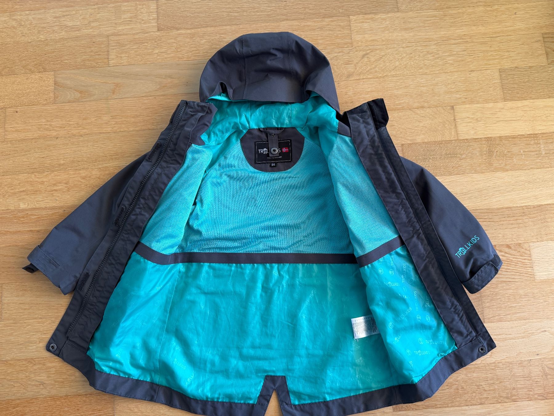 Trollkids Giacche & Cappotti: Kinder Jacke Trollkids - Gr. 104 – Usato da Baden venduto da polveres 2
