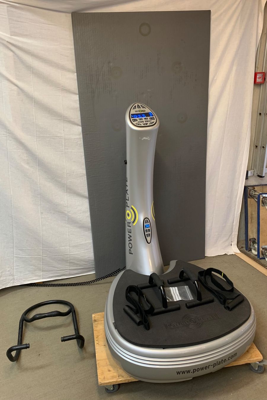 Power Plate Hometrainer: Original Power Plate Next Generation! – Usato da Brunnen venduto da Allerwaren