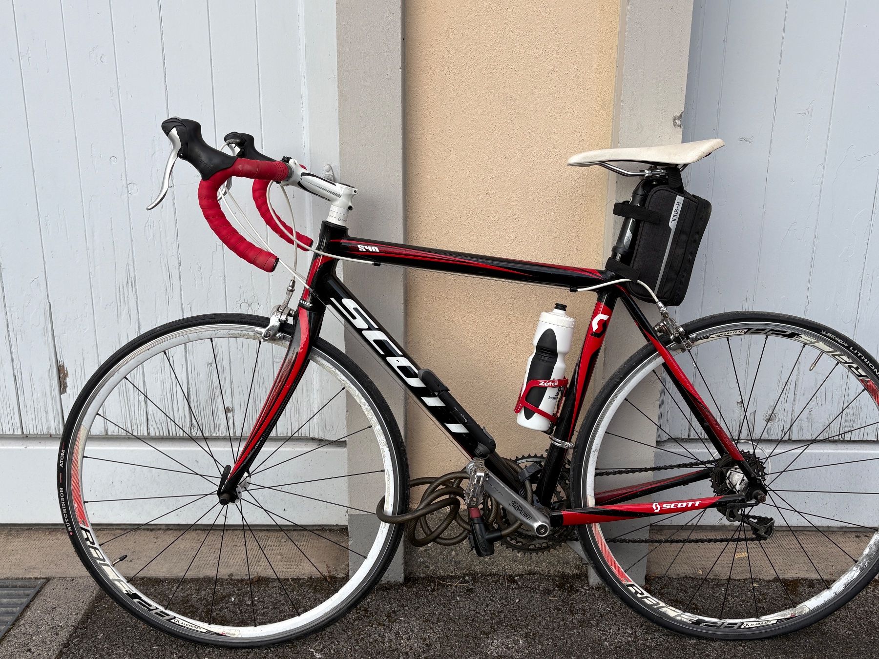 Scott Biciclette: Vélo de route Scott S4 – Usato da Genève venduto da Ymarguerat