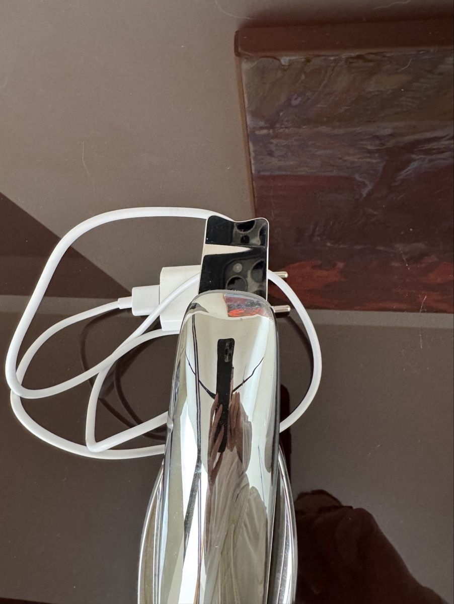 Gesichtspflege: Ultrasonic scrub device – Gebraucht aus Genolier von tan_rd6s 2