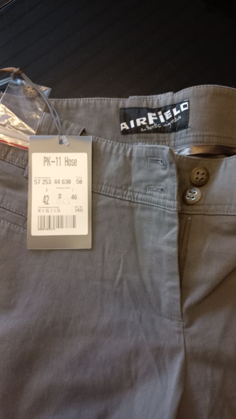 Airfield Pantaloni: Cargohose von Airfield, Gr. 42 – Nuovo (secondo la descrizione) da Hendschiken venduto da Schaetzi0 1