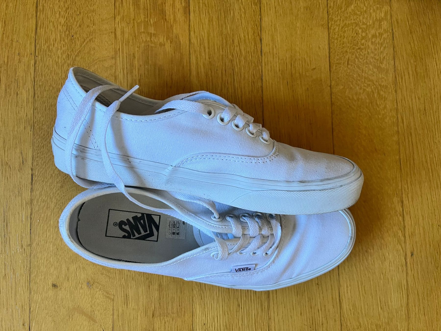 Vans Scarpe da donna: Vans Authentic Sneaker Weiss, Gr. 38 wie neu – Usato da Basel venduto da lil_x2rf 2
