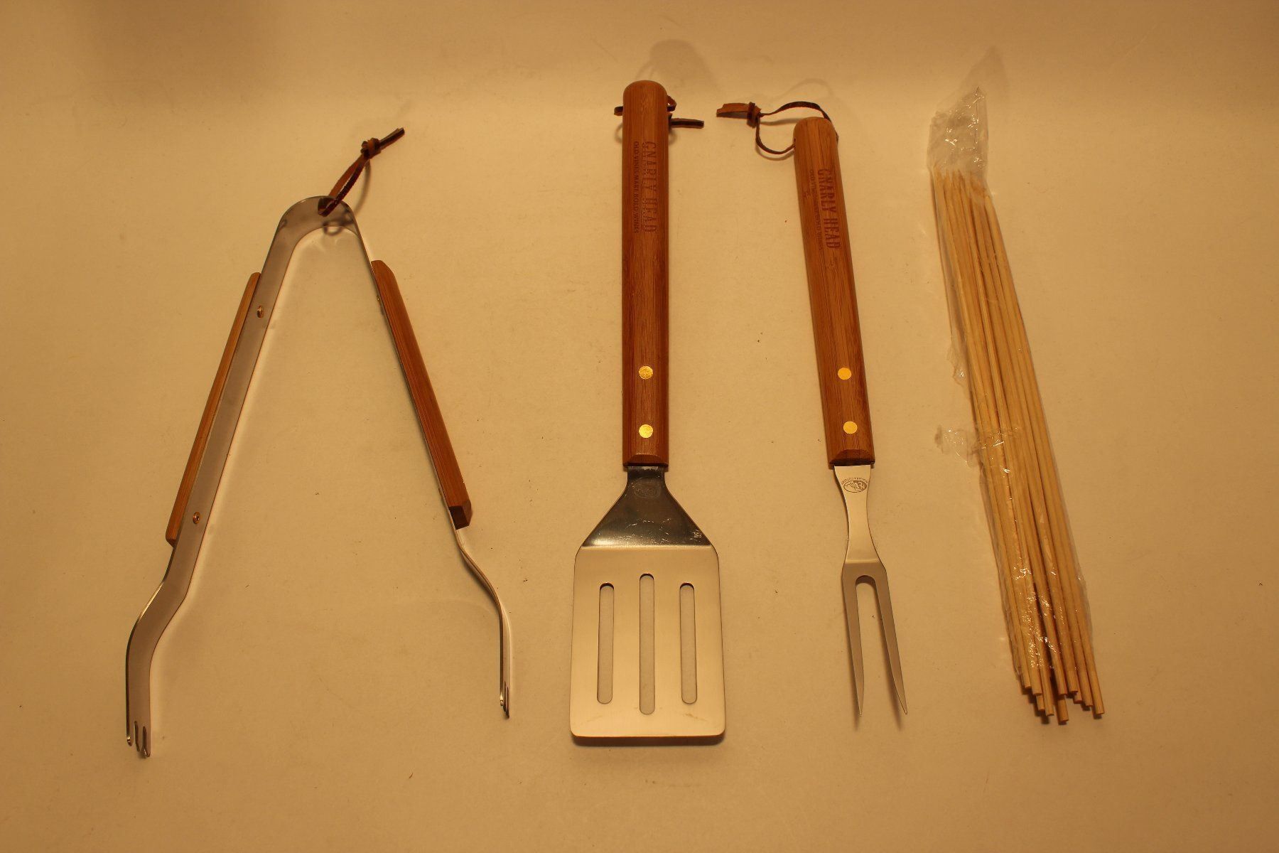 Set di posate: Grillbesteck Set 4-teilig – Nuovo e nell'imballaggio originale da Fehraltorf venduto da haefens 1