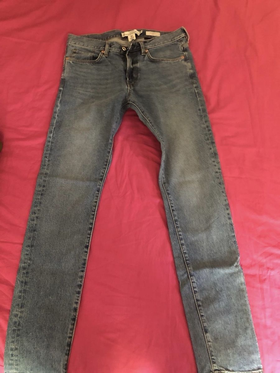 H&M Jeans: Jeans H&M – Gebraucht aus Brüttisellen von Bluepurple1