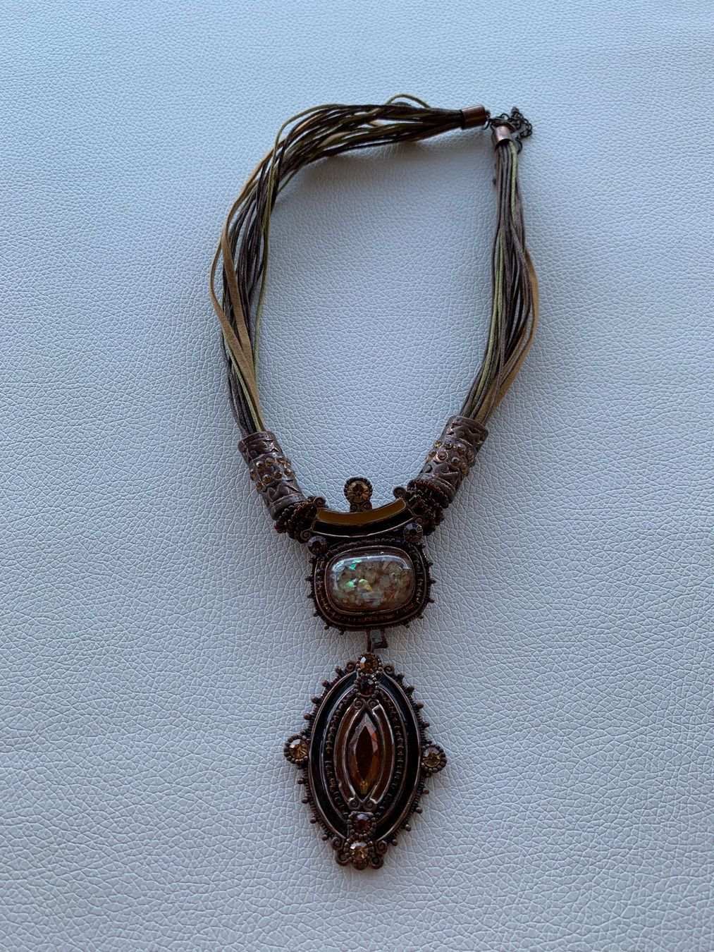 Catenine: HALSKETTE mit schönen Stein Bernstein ??? – Usato da Schaffhausen venduto da vasco016 5