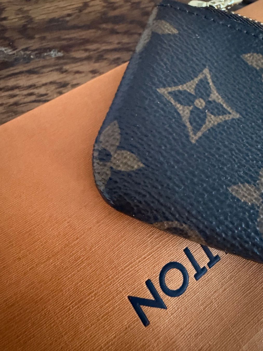 Portachiavi: Original Louis Vuitton Pochette Cle Monogramm/Kartenetui – Usato da Würenlos venduto da Ela_73 5