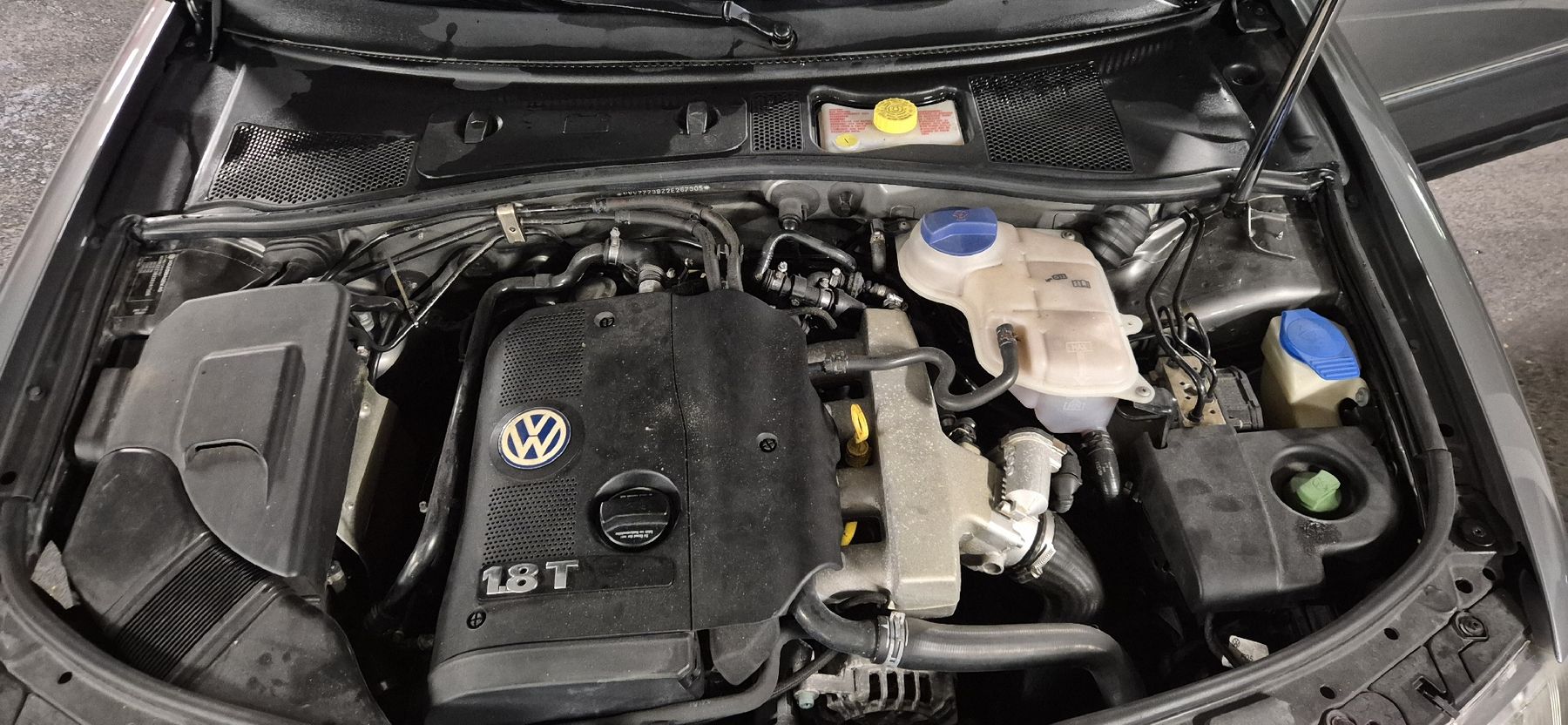 VW Automobili: 2002 VW Passat 1.8T 150PS, Ohne MFK – Usato da Beringen venduto da Zsuzsi94 3