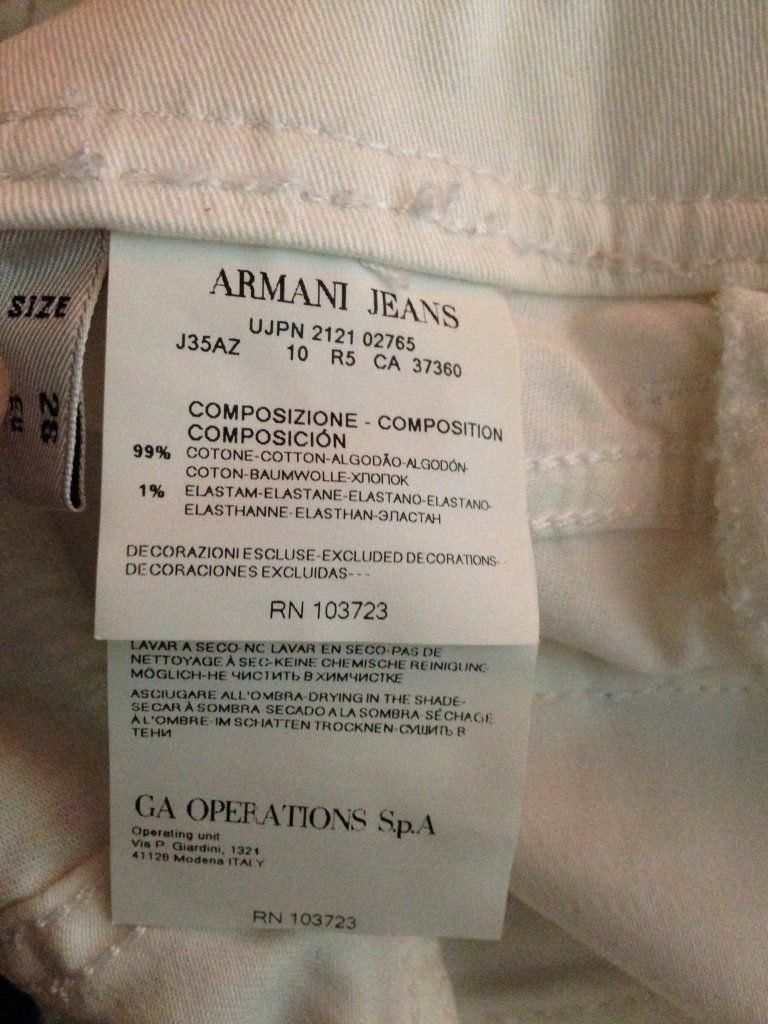 Armani Jeans: Armani Jeans Blanc/Weiße 26/IT40 – Nuovo (secondo la descrizione) da Versoix venduto da annavm29 5