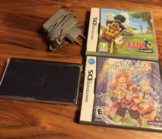 Nintendo DS lite, 2 Spiele, Ladekabel, Akku Top Zustand