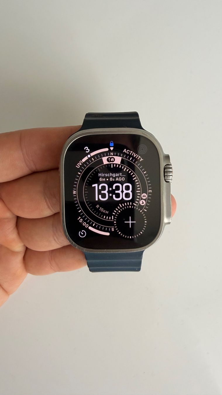 Apple Smartwatch: Apple Watch Ultra 2 Blue Trail Loop 49mm – Usato da Zürich venduto da ZbynekZ 1