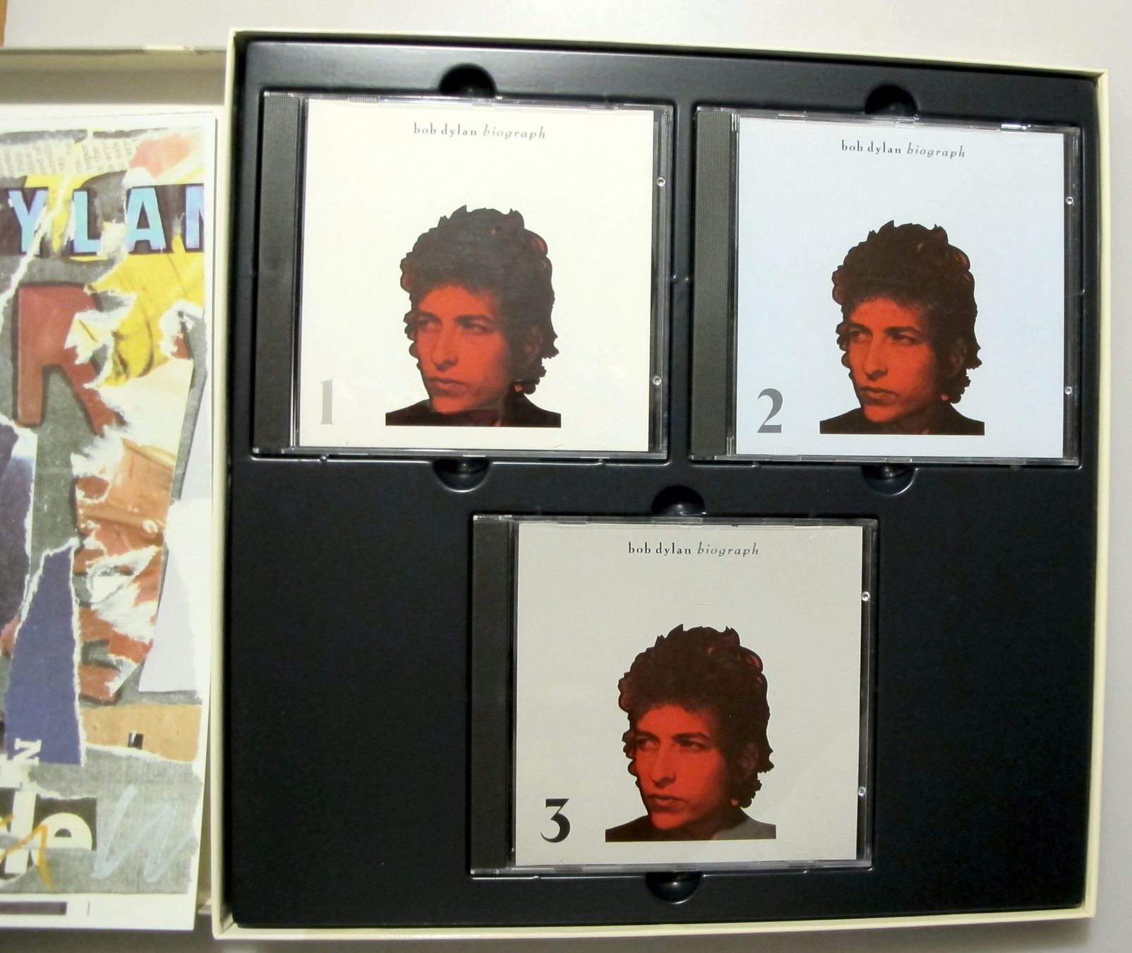 CD: Bob Dylan Biograph Deluxe Edition 3 CD Box Set – Usato da Reinach AG venduto da Yaris6 1