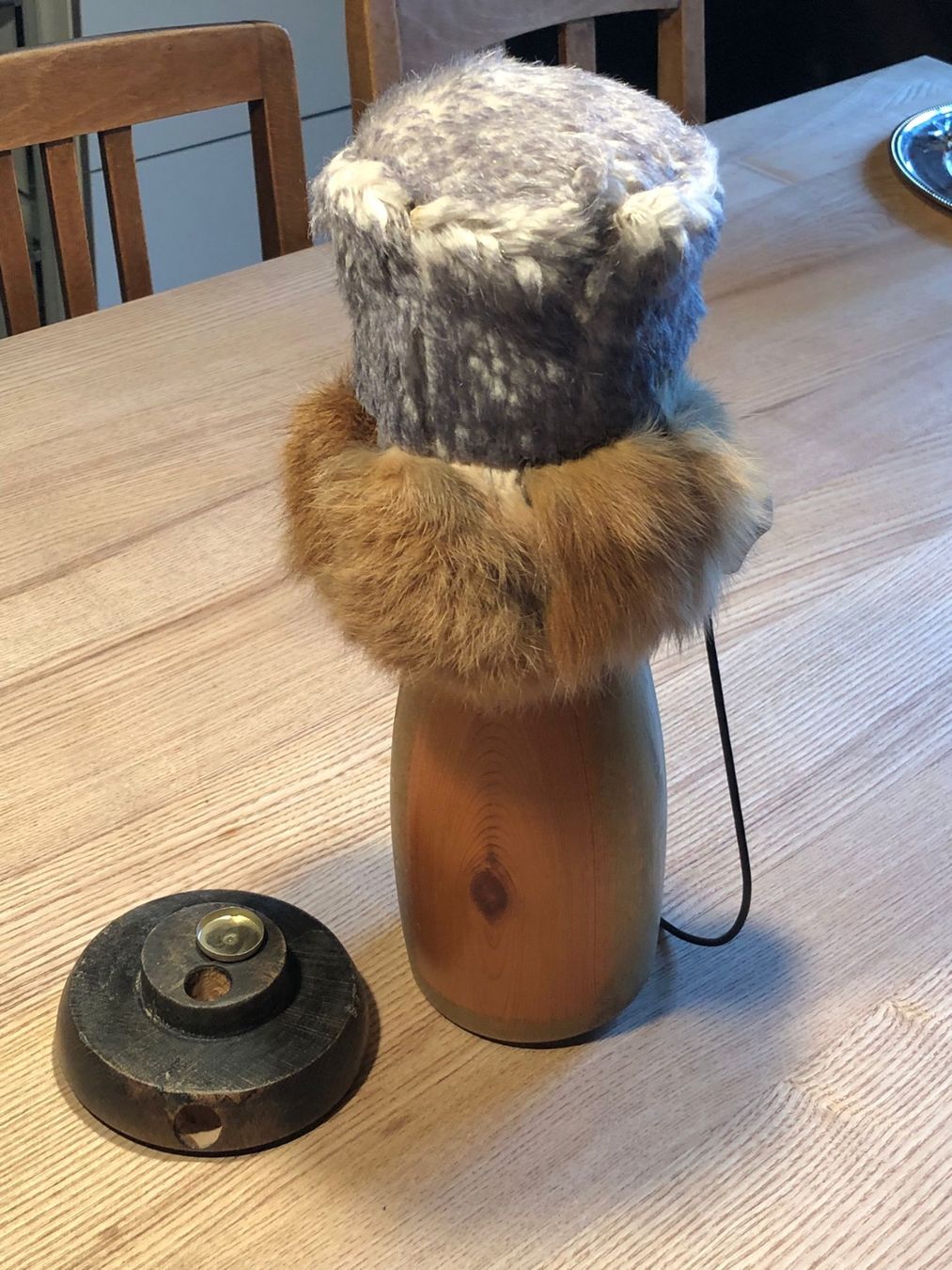 Alle Dekorationen: Hübsches Räucher- Männchen aus Holz – Gebraucht aus Röschenz von Tashroal 2