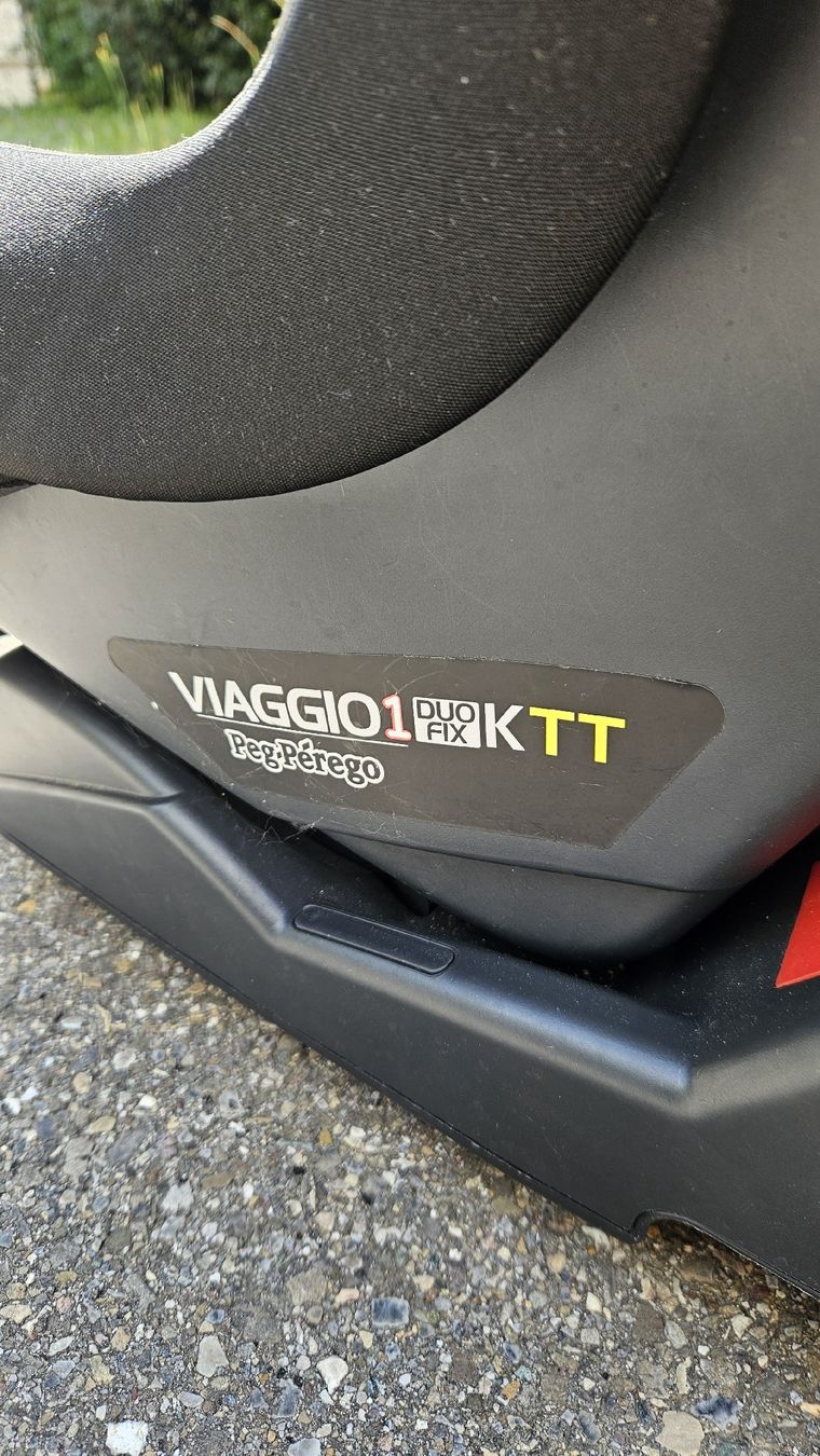 Peg Perego Seggiolini per auto: Peg Perego Viaggio 1, duo fix ktt Kindersitz – Usato da Rüti ZH venduto da Pacey0 3