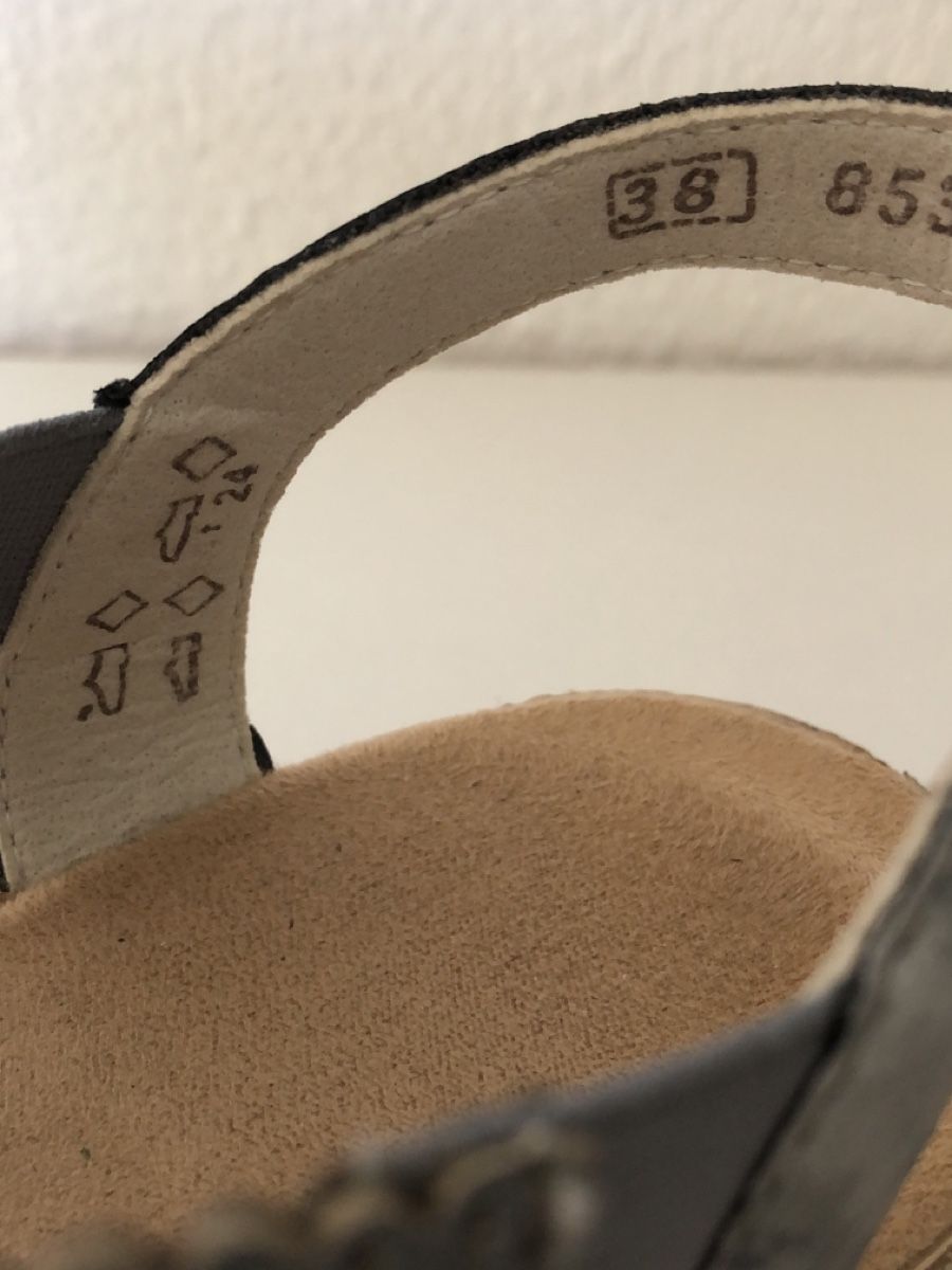 Rieker Scarpe da donna: Rieker Sandale, Gr. 38, hellblau – Usato da Wittenbach venduto da mansi19 4