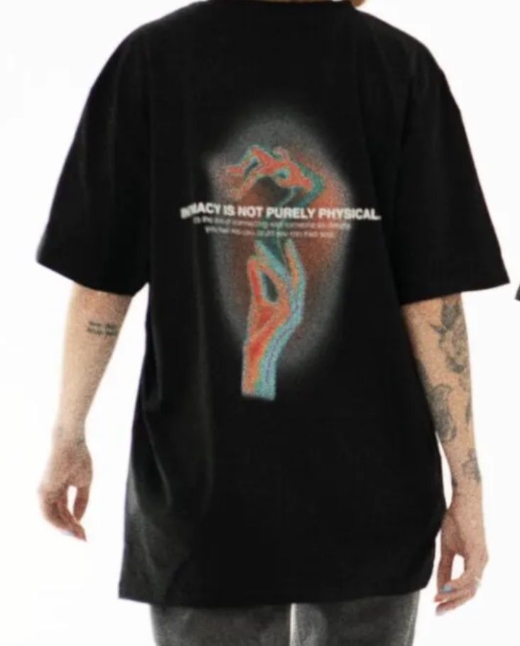 T-shirt: t-shirt eternal nostalgia – Nuovo e nell'imballaggio originale da Buttwil venduto da mina010