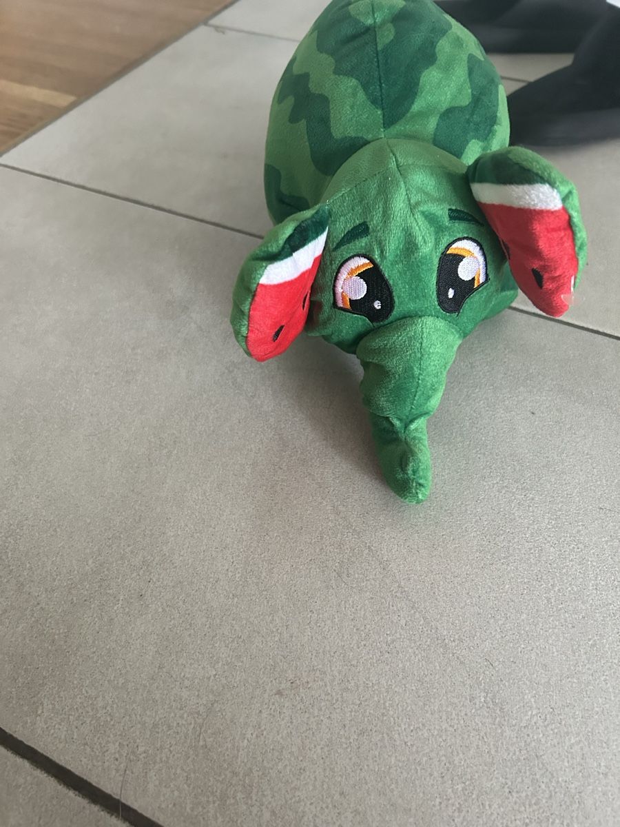 Spielzeuge: Plush toy elephant watermelon  – Neu (gemäss Beschreibung) aus Langnau am Albis von sol_lpy8
