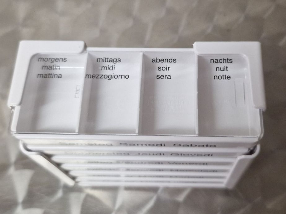 Behälter & Ähnliches: Tabletten Dose für 7 Tage Nr. 1 – Gebraucht aus Niederbipp von Trude04 3