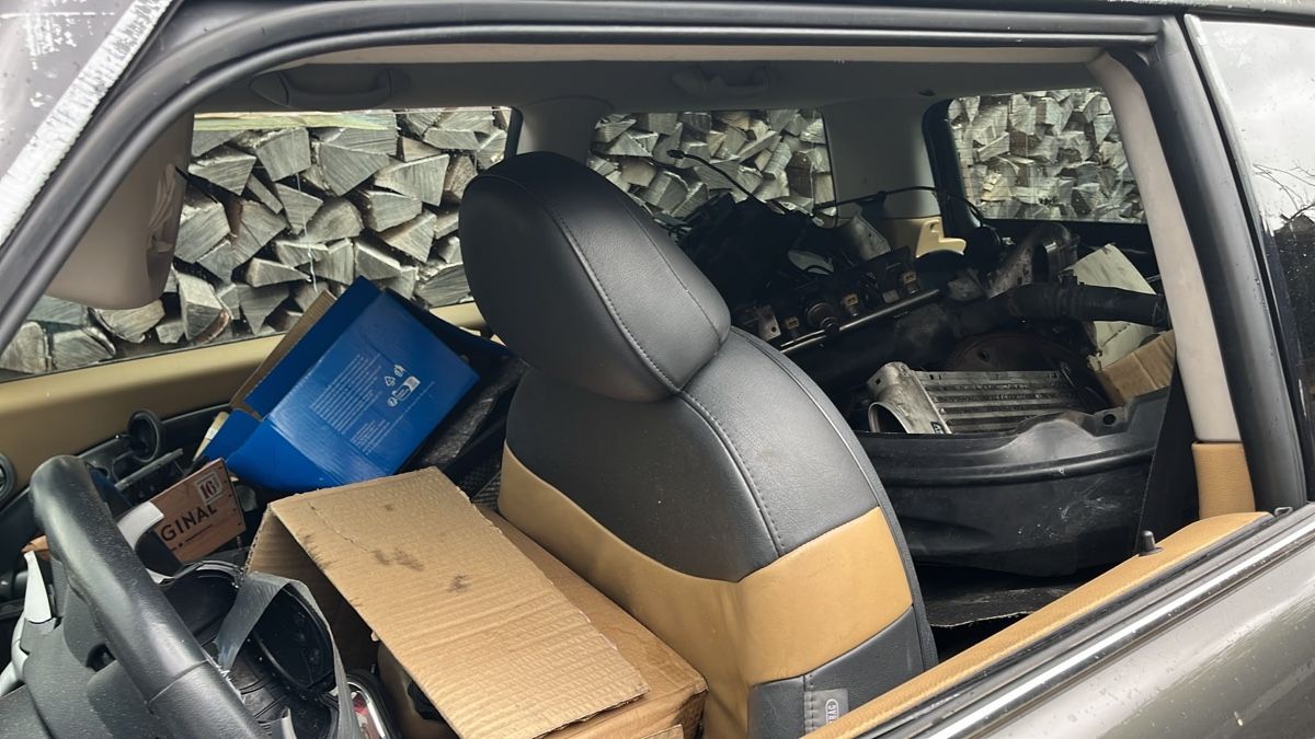 Mini Automobili: Mini Cooper S R53 zum schlachten – Difettoso da Plaffeien venduto da LaBraina 2