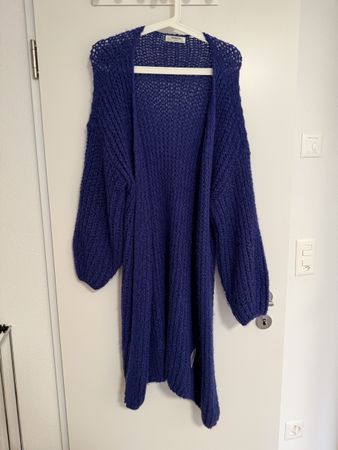 Langer Strickcardigan