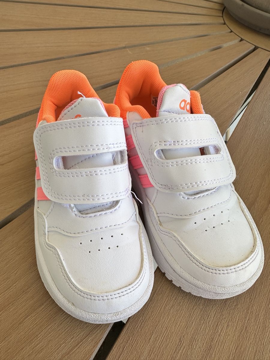 Adidas Chaussures garçon: Adidas shoes – D'occasion à Zürich par moi_9nfk 1